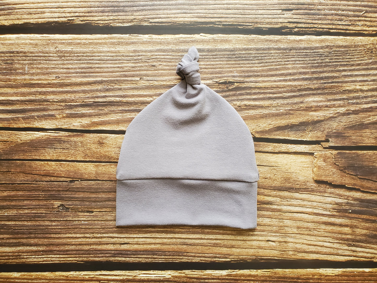 Newborn Solid Knot Toque