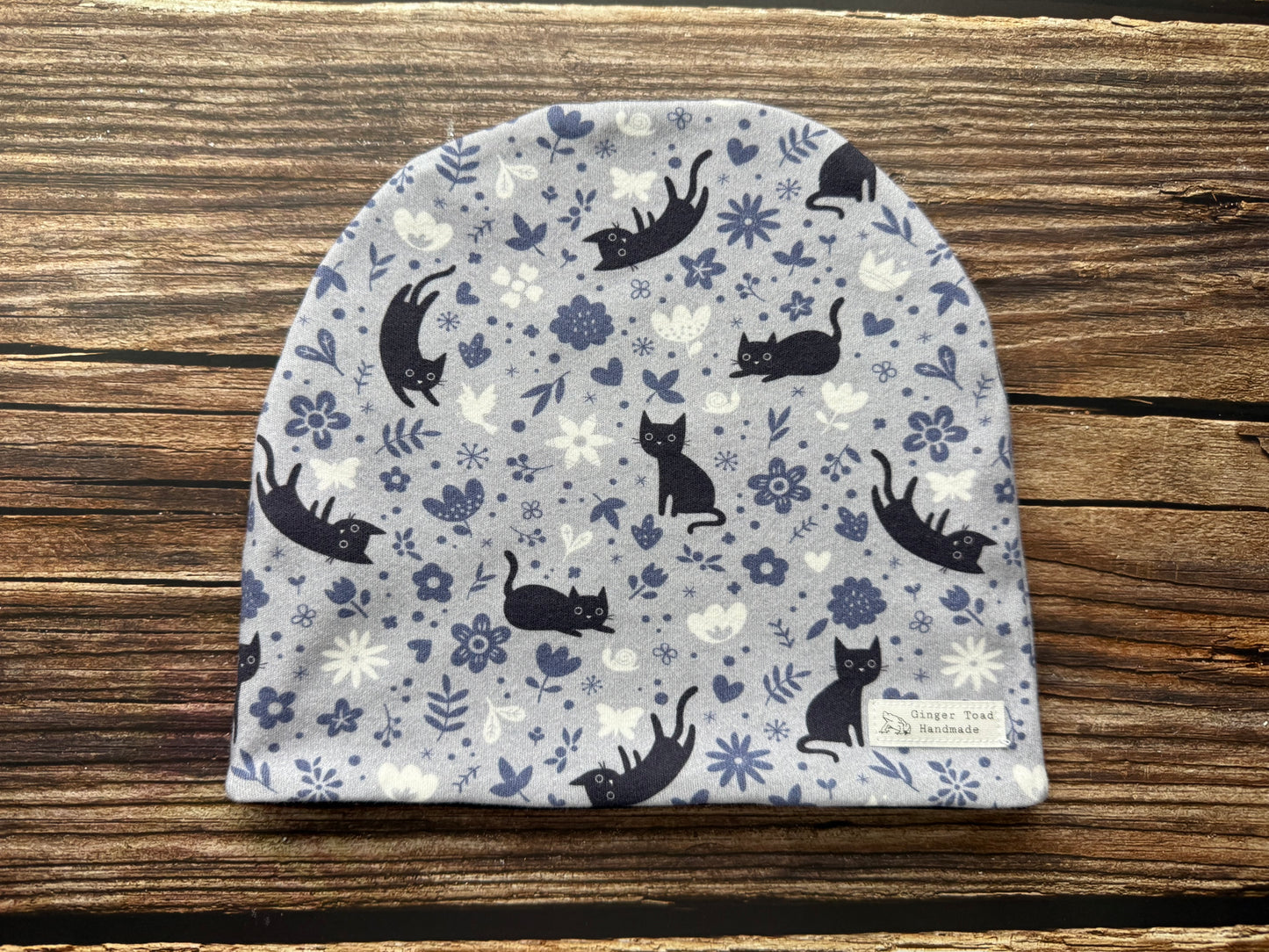 Cats in the Garden Toque