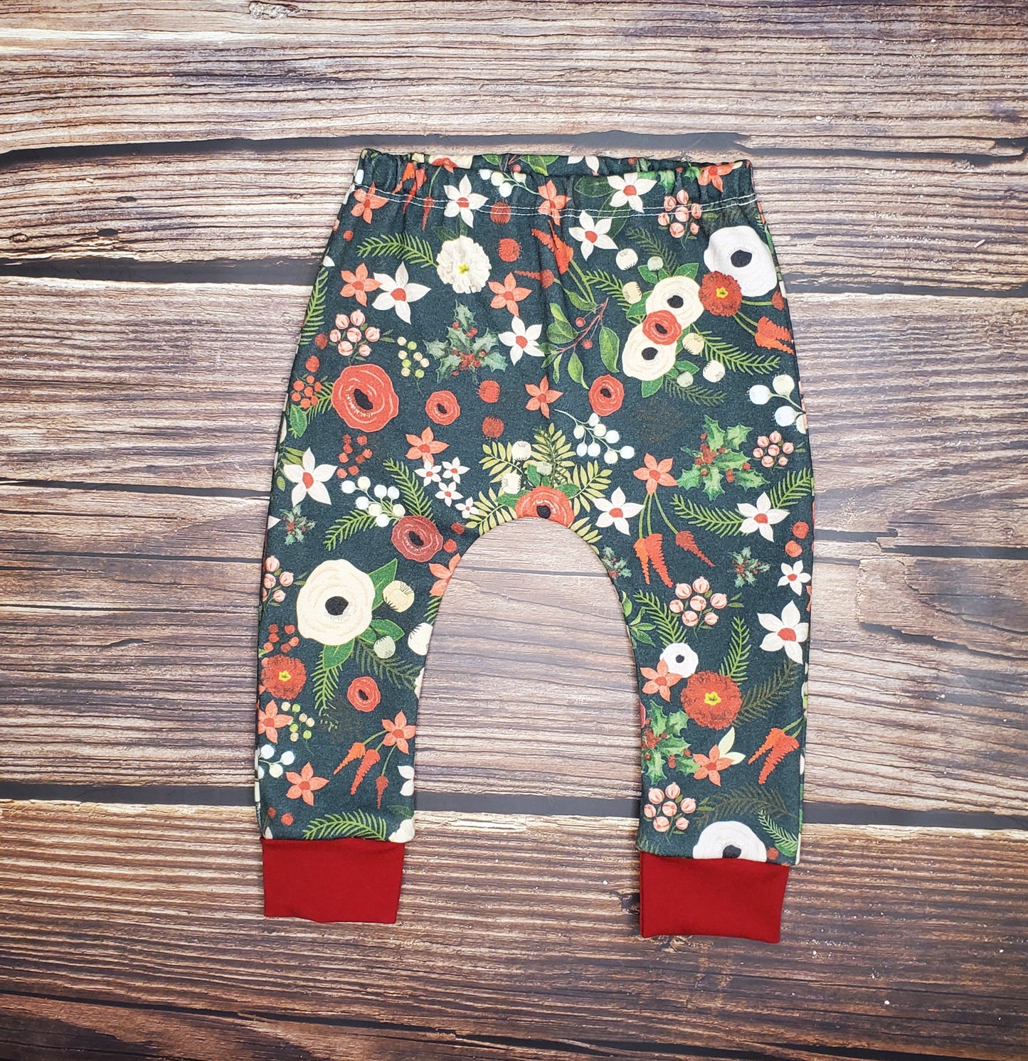 Vintage Christmas Floral Leggings