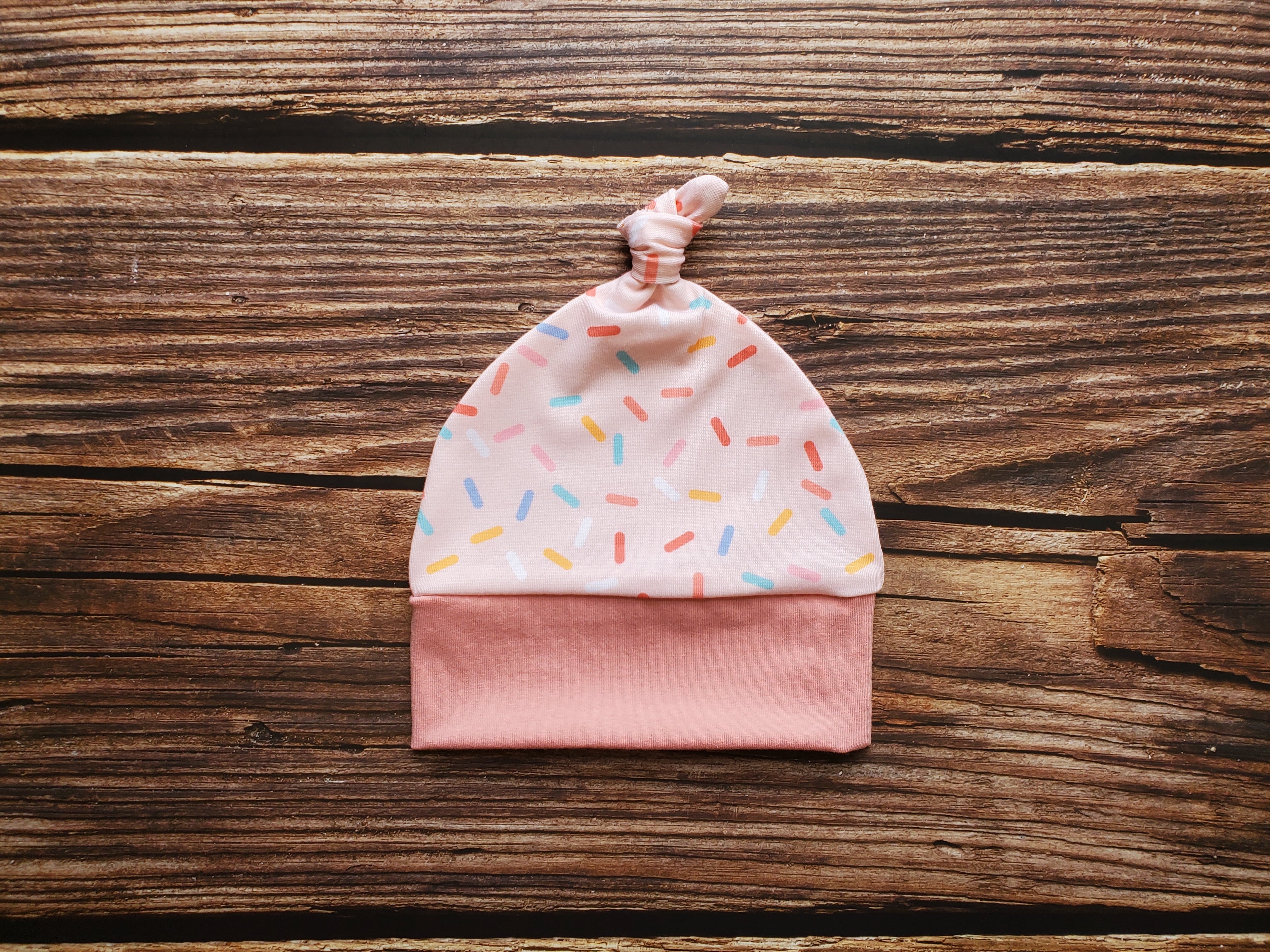 Newborn Printed Knot Toque