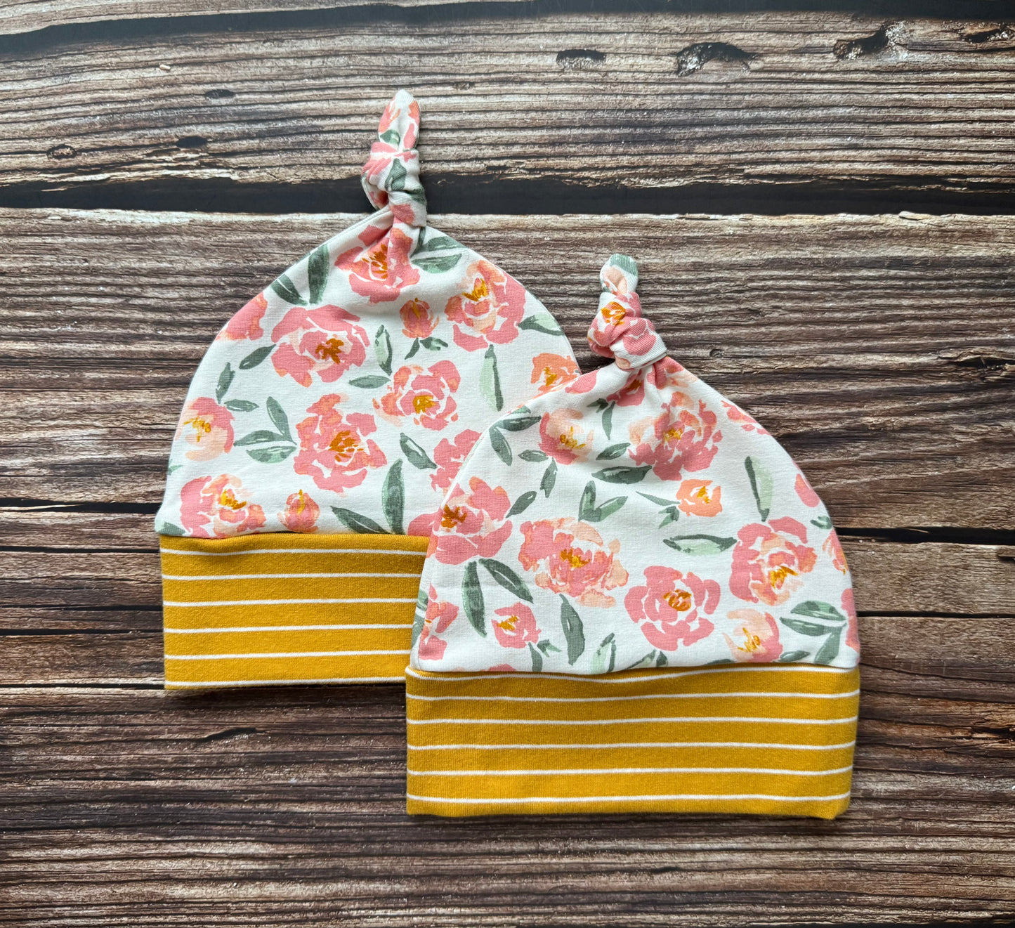 Newborn Printed Knot Toque