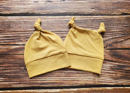 Newborn Solid Knot Toque