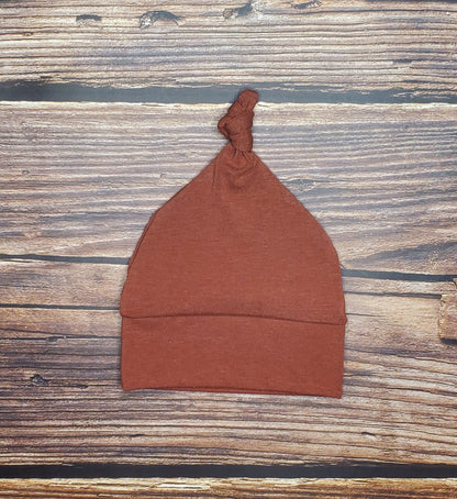 Newborn Solid Knot Toque
